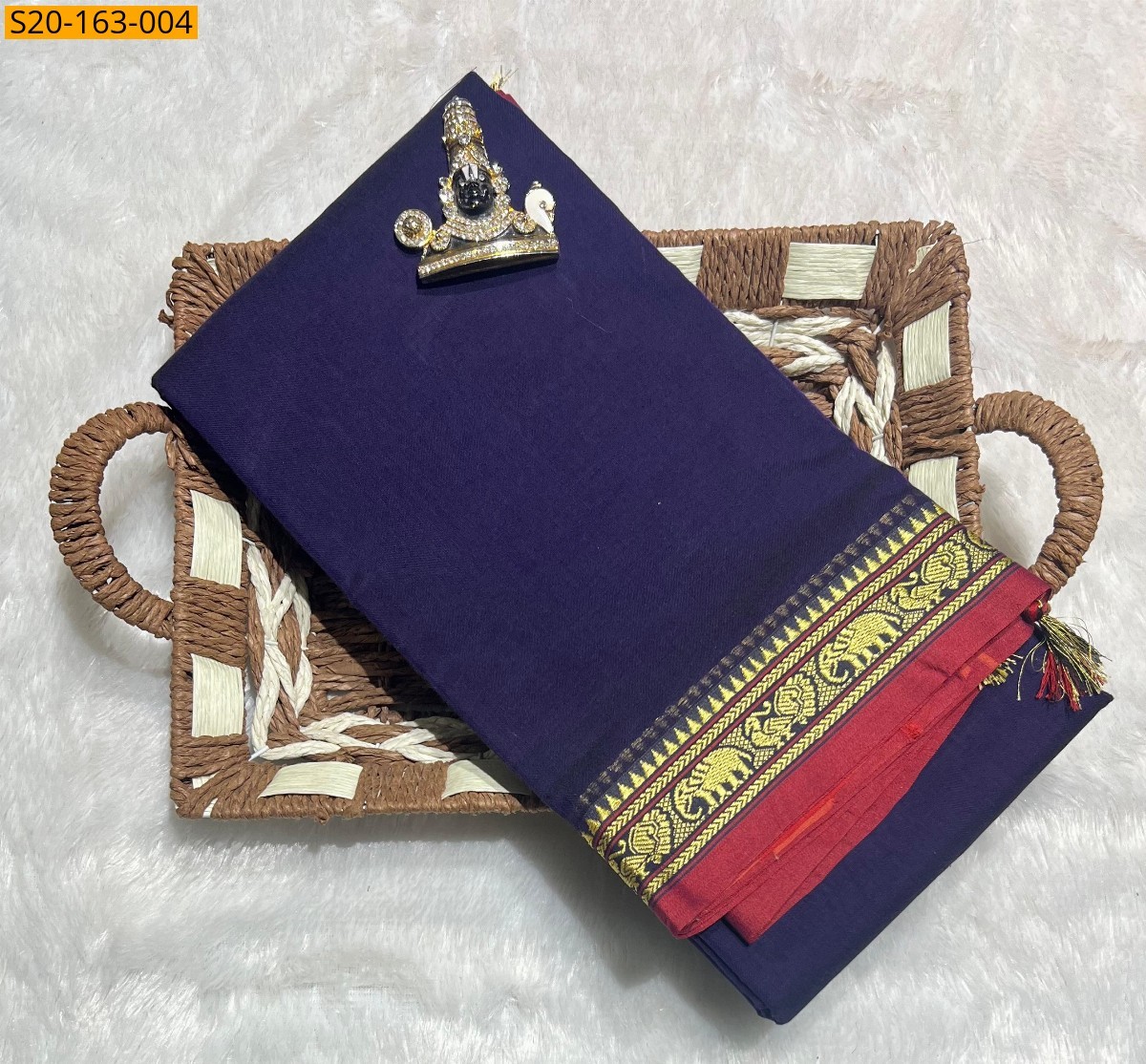 Violet Traditional narayanpet drapes saree
