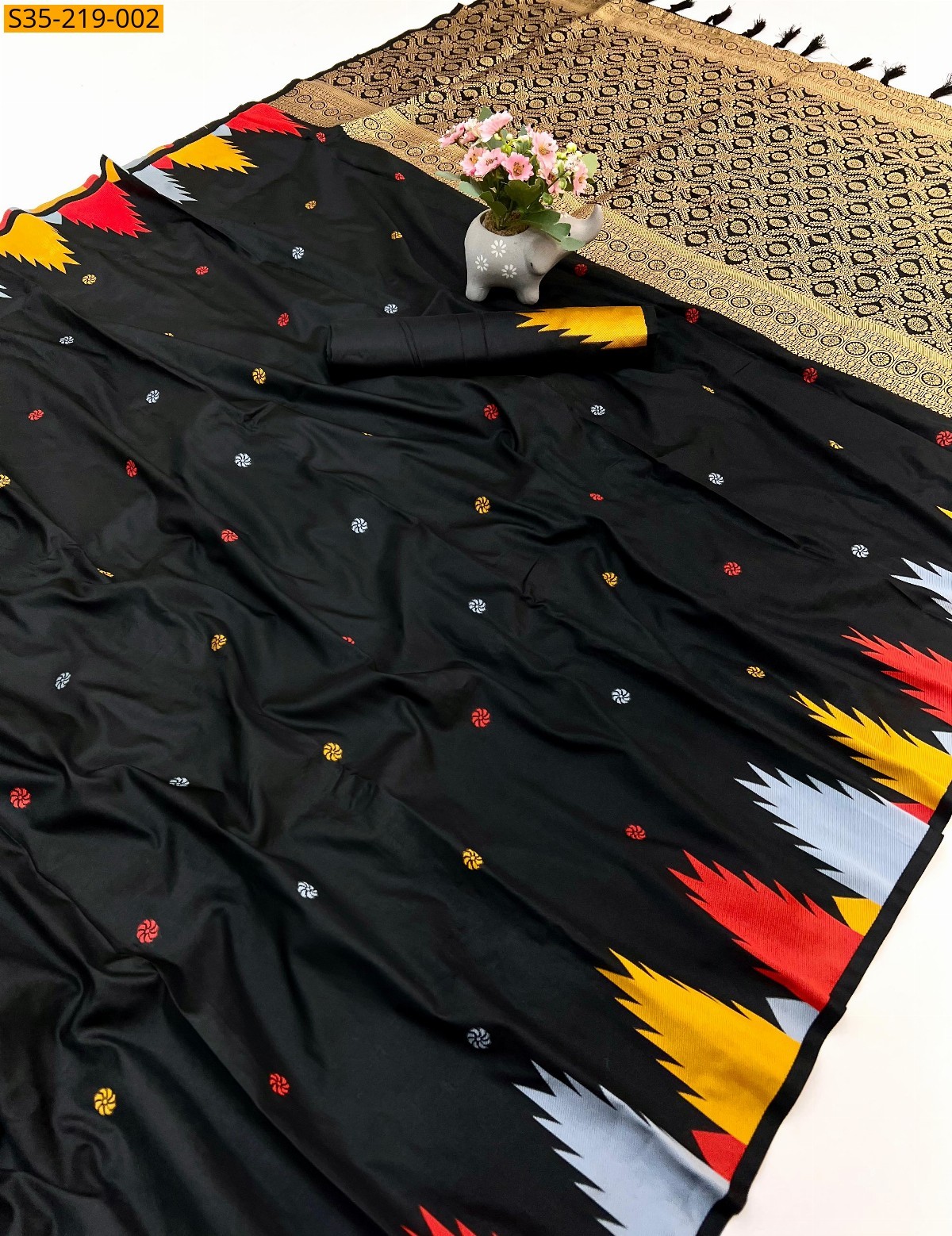 Black Pure soft silk two tone fabric saree 