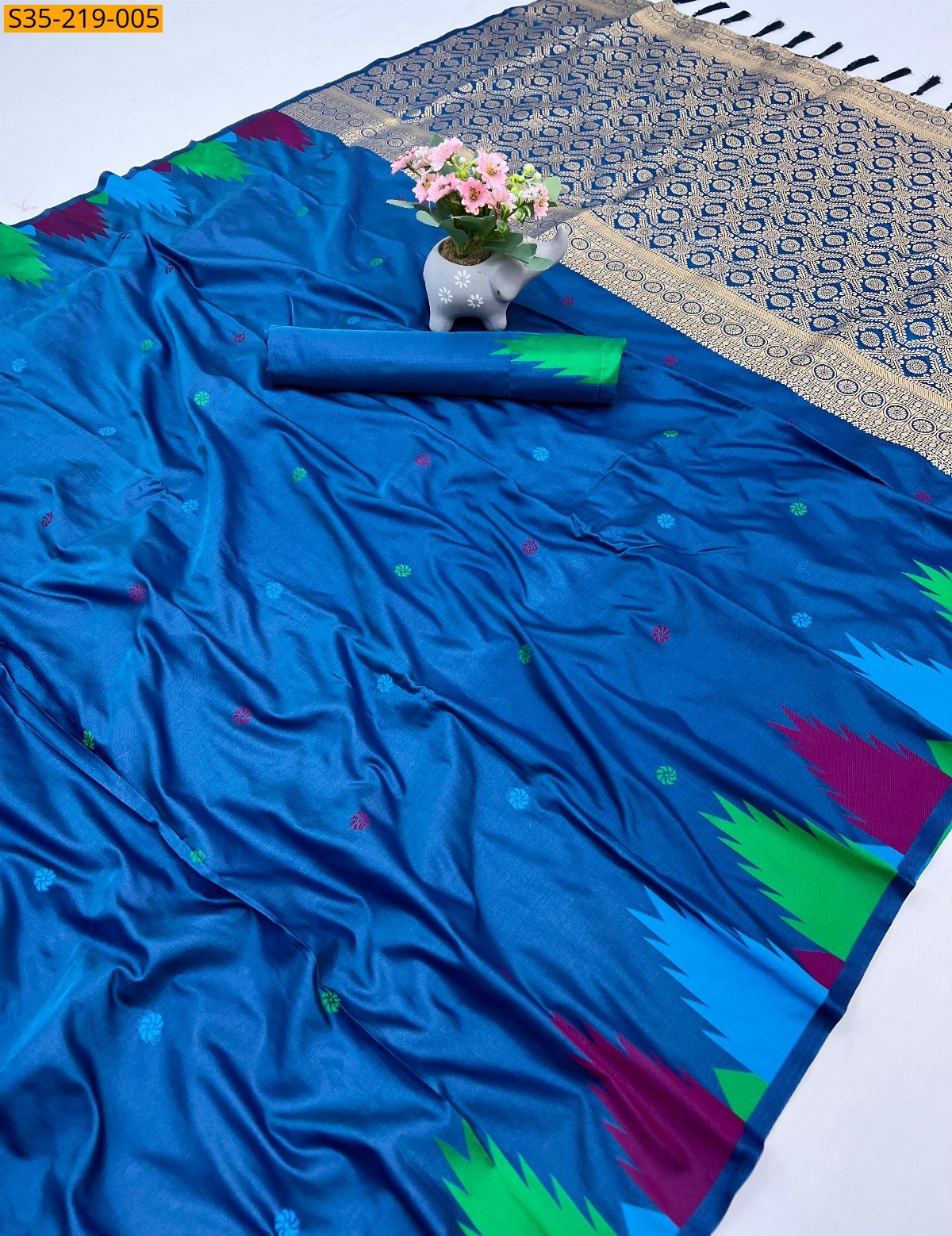 Blue Pure soft silk two tone fabric saree 