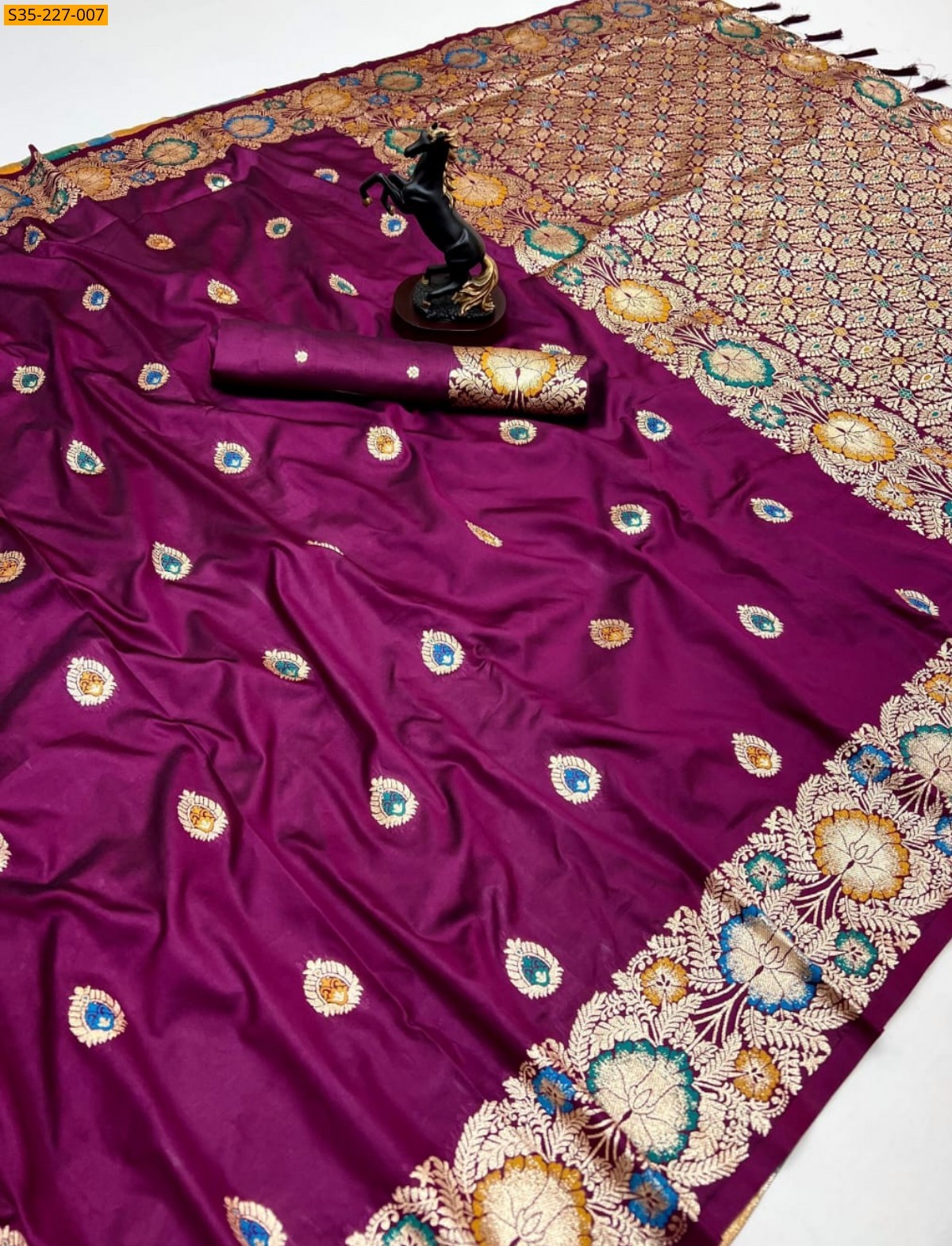 Magenta Pure soft silk paithani saree 