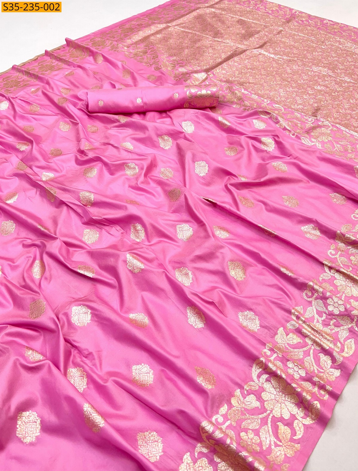 Soft And pure banarasi silk saree 