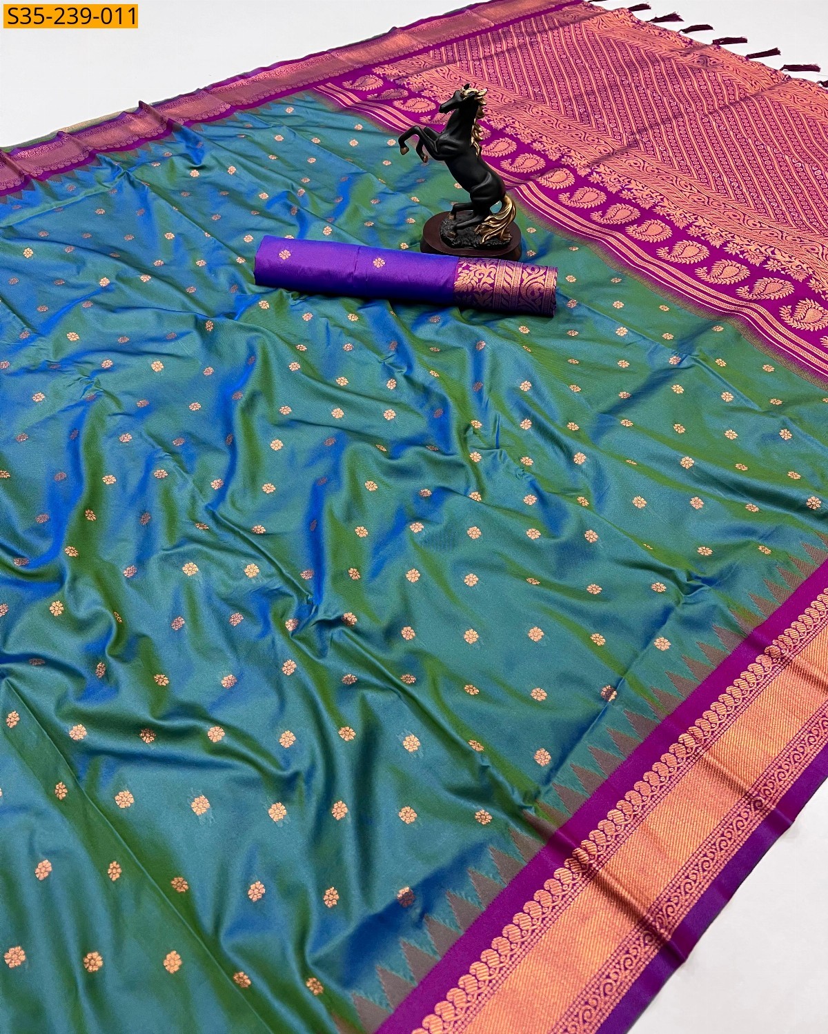 Green Soft silk gadwal sarees