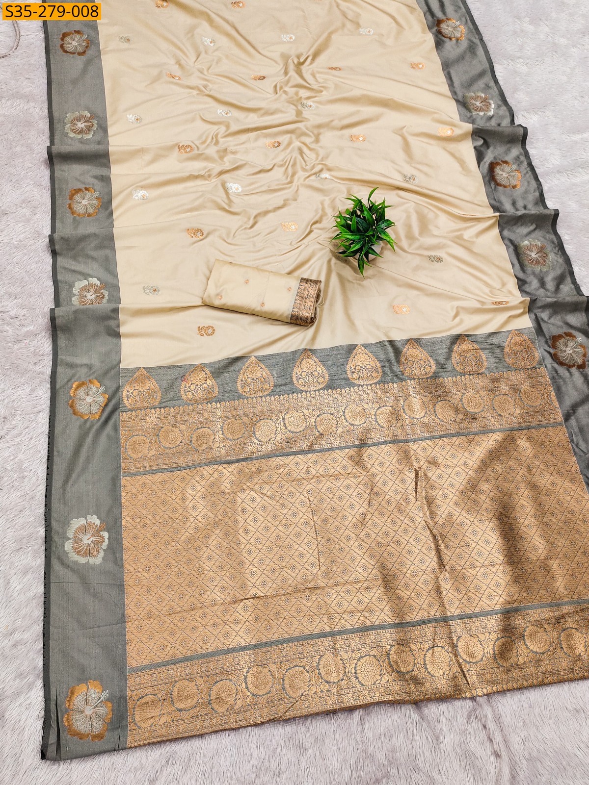 Fancy Soft Silk Sarees Fancy Soft Silk Sarees