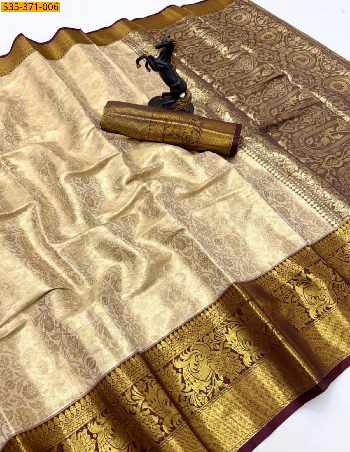 Half White With Maroon Fancy Kanchipuram Silk Saree