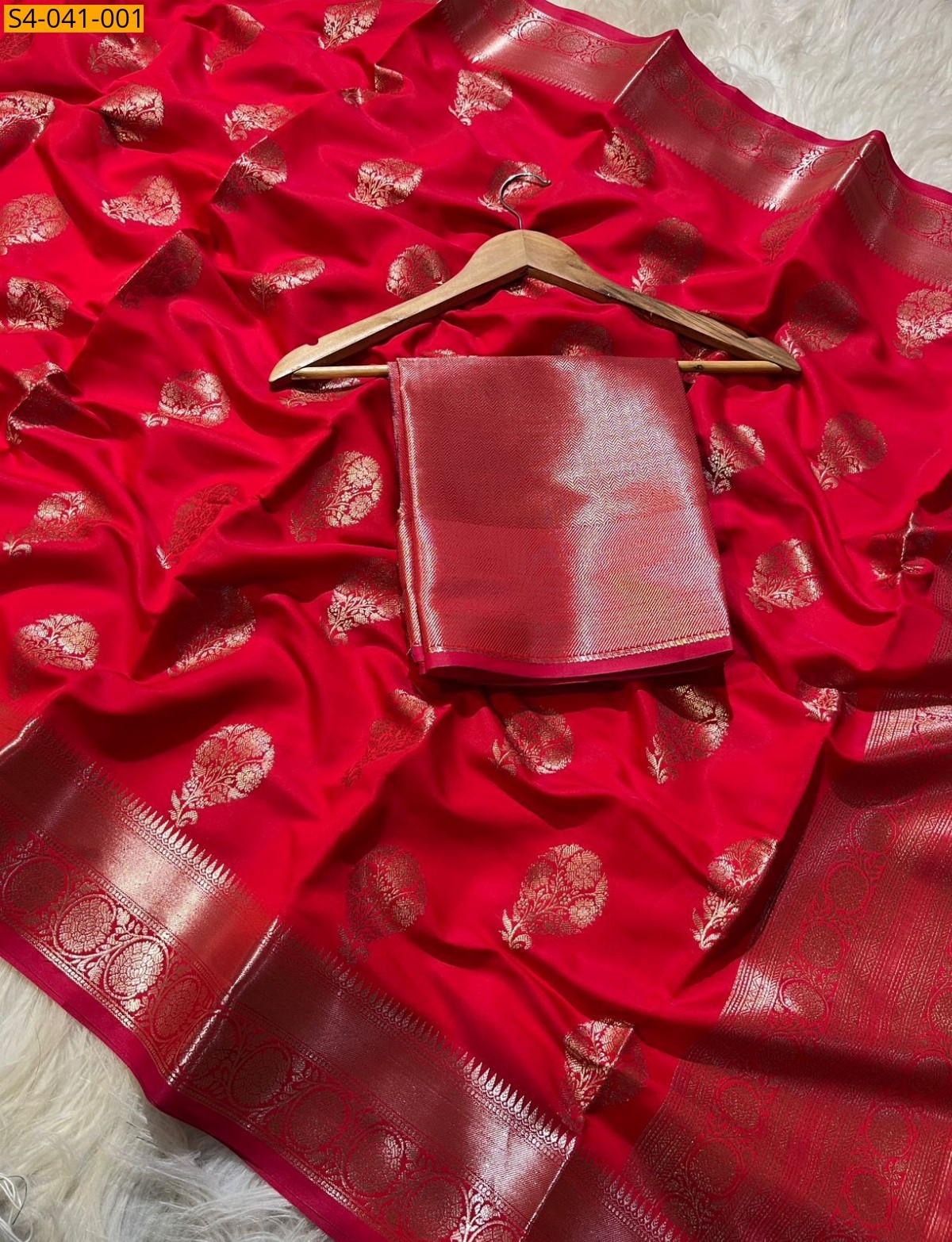 Red Banarasi Soft Katan Silk Saree
