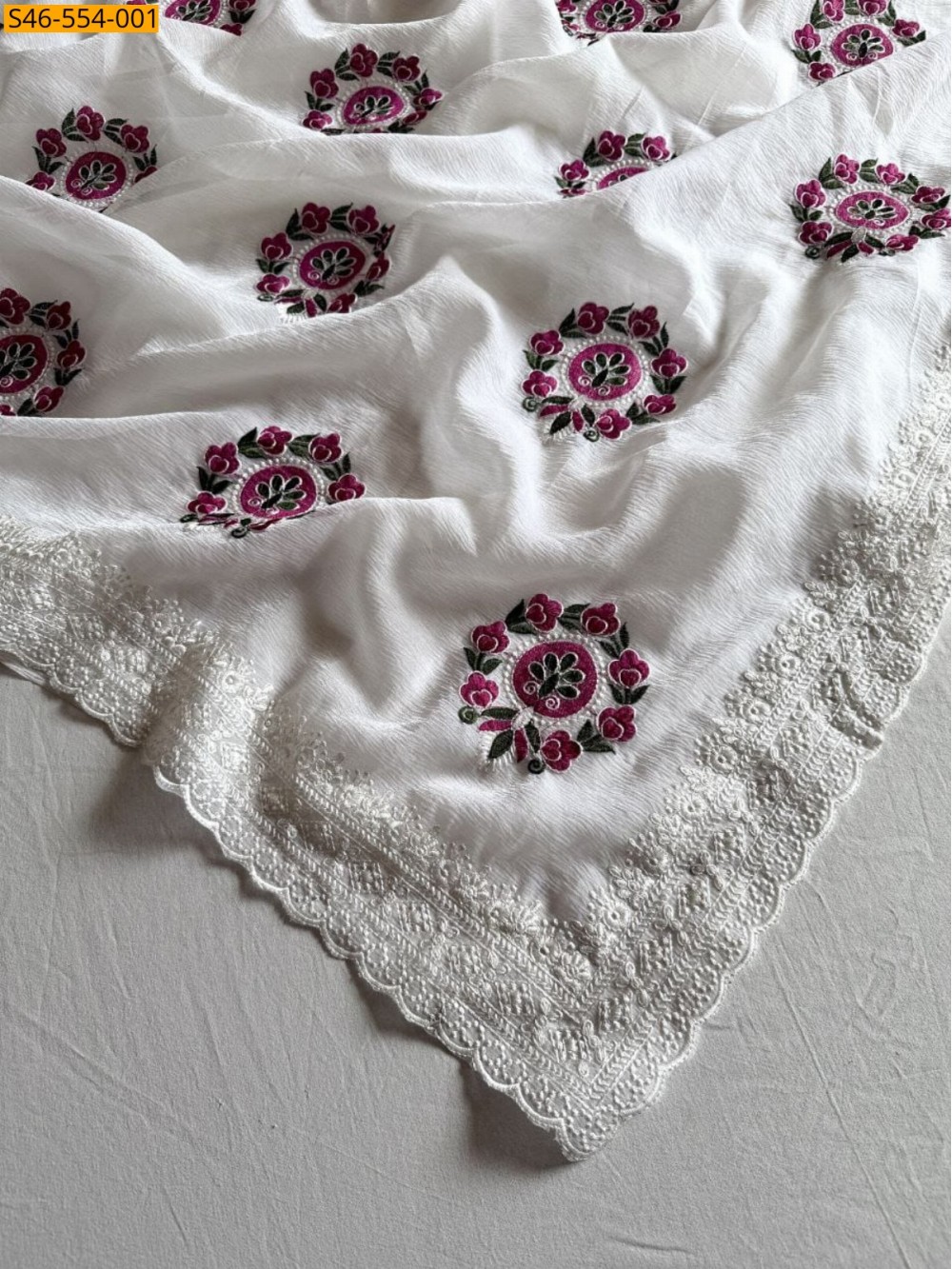 White Crush Georgette Saree White Crush Georgette Saree