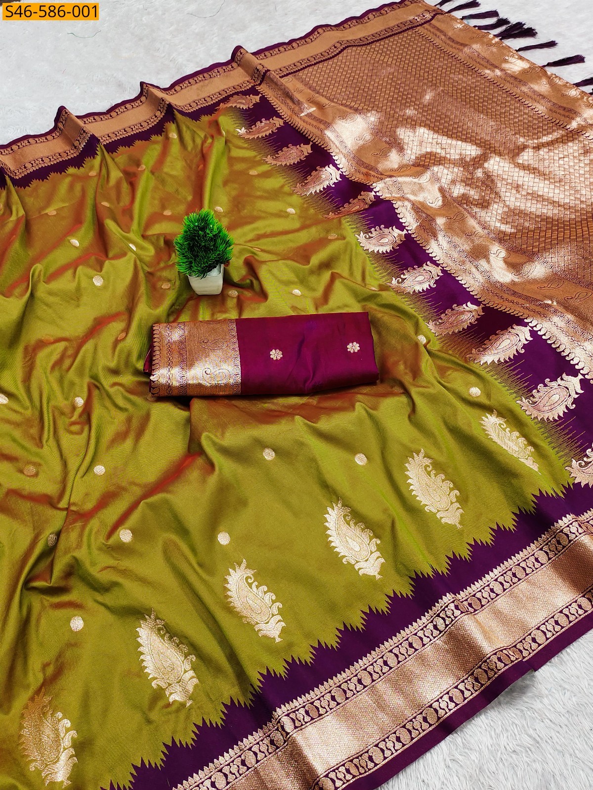 Green Soft Banarasi silk saree