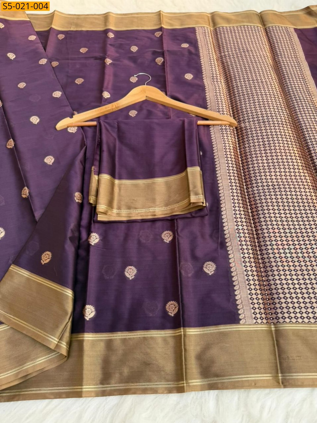 Brown Banarasi Katan Silk Saree