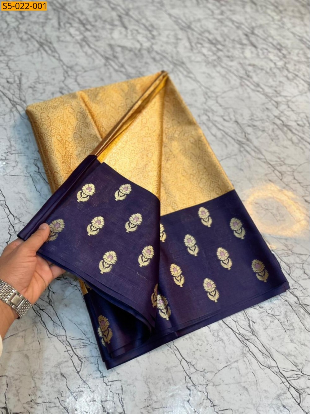 Gold Fancy Banarasi kanjivaram tissue silk Saree Gold Fancy Banarasi kanjivaram tissue silk Saree