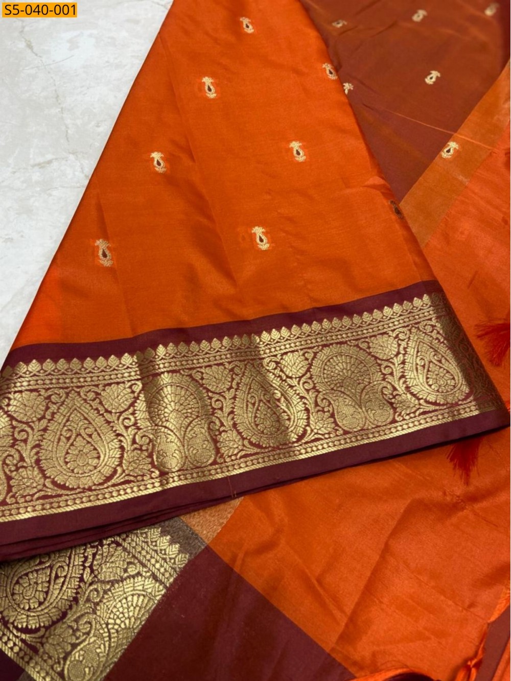 Rust Orange Banarasi Katan Kanchi Border Saree Rust Orange Banarasi Katan Kanchi Border Saree