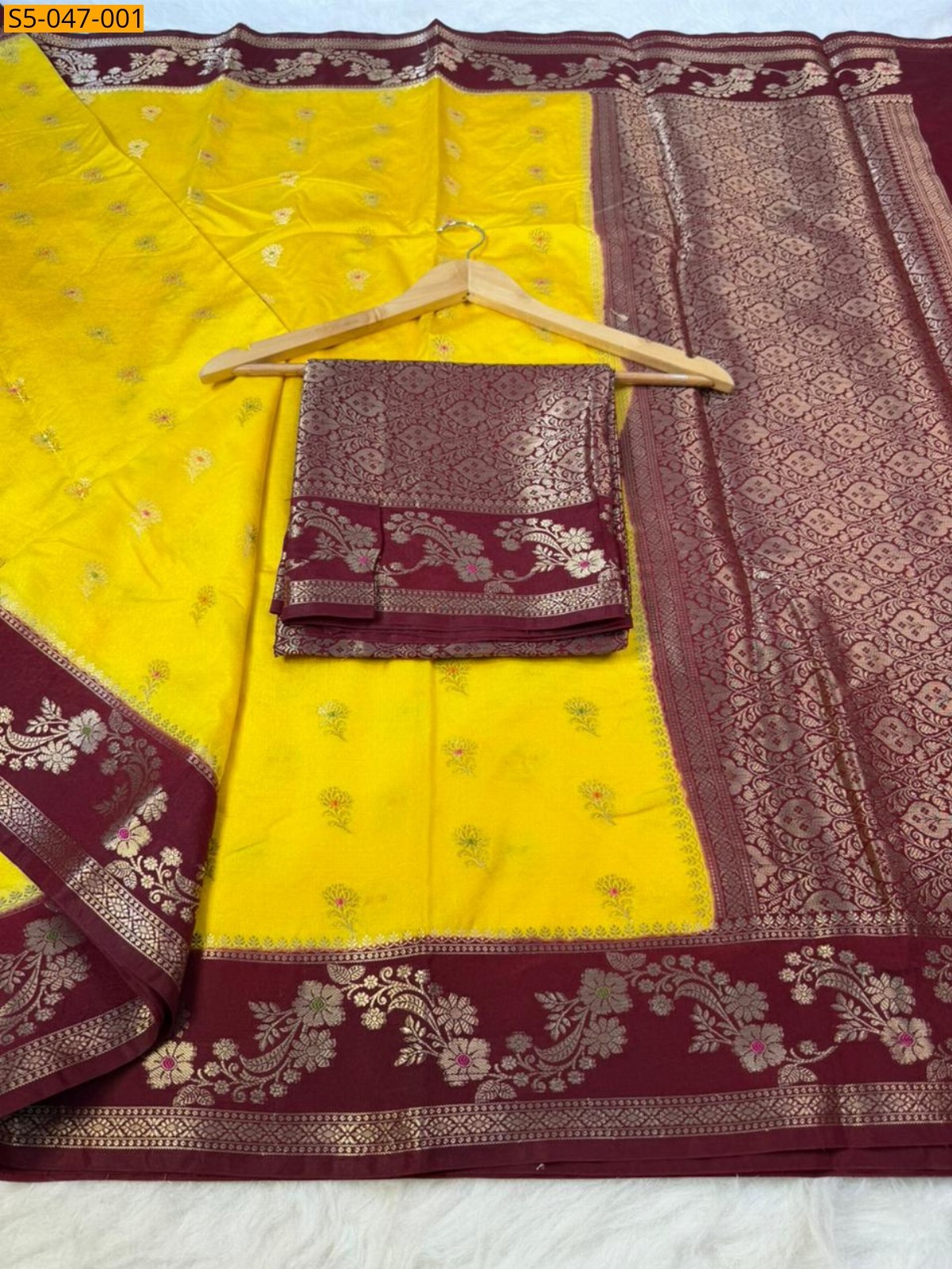 Yellow Banarasi Dybal Semi Dupian soft silk saree