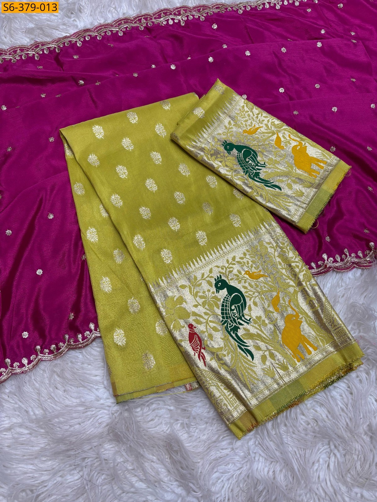 Pink Jacquard border half sarees