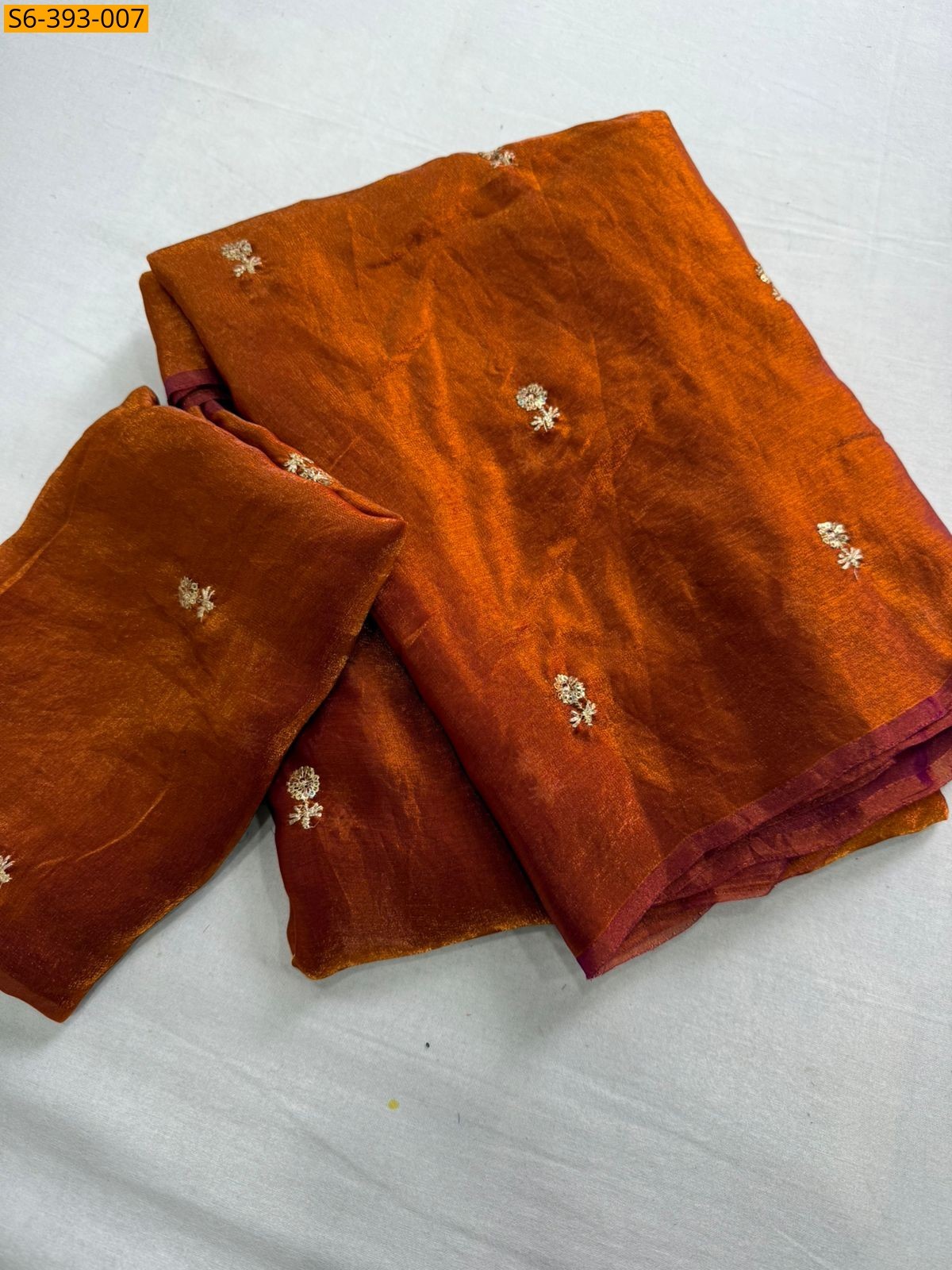 Red Fendy satin dual shade saree