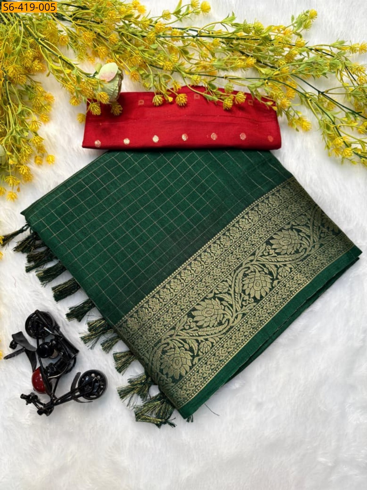 Green Soft dola silk saree 