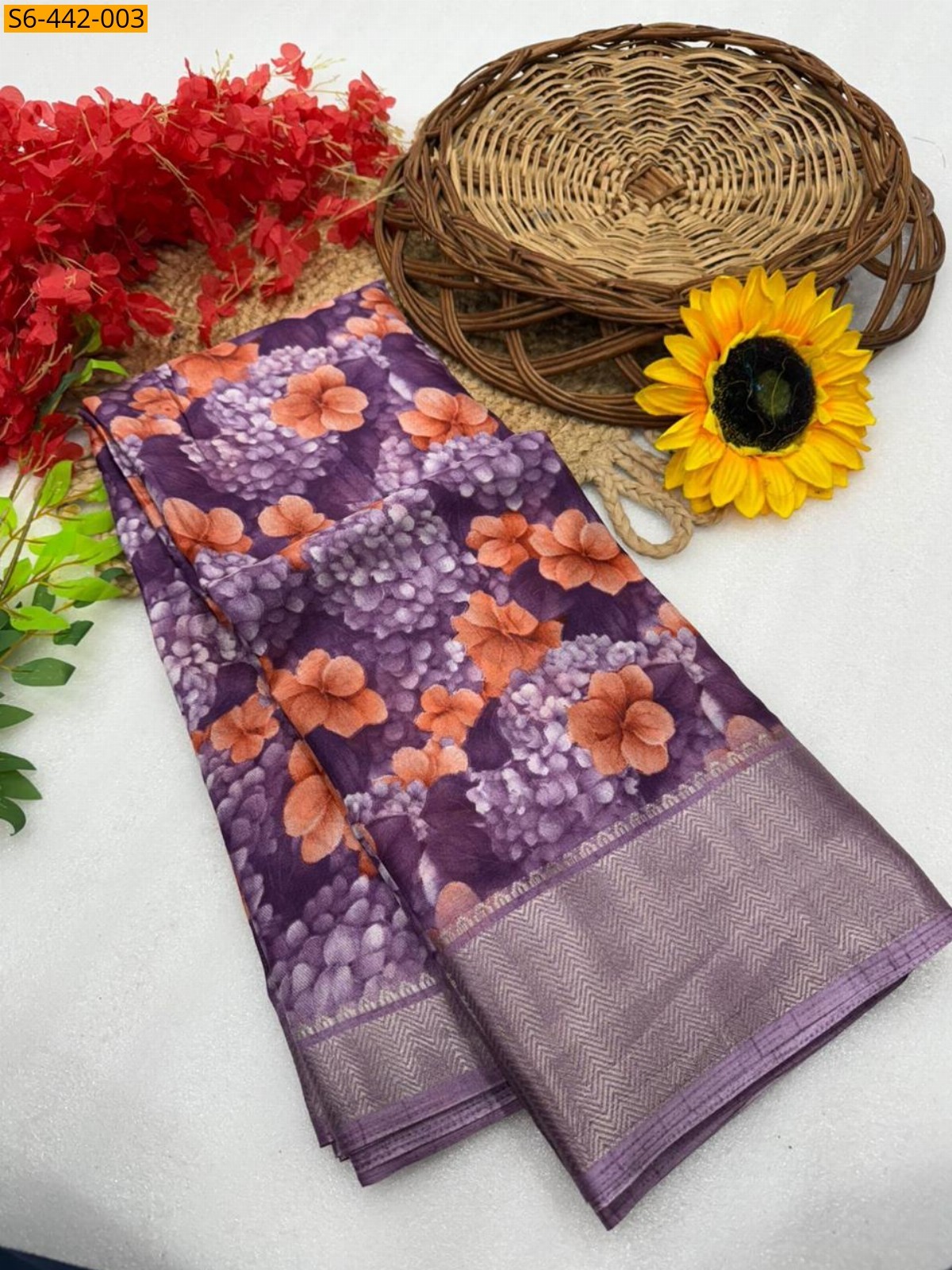Purple Marshmellow blooming saree
