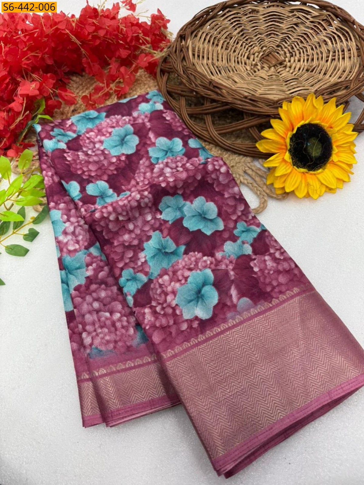 Pink Marshmellow blooming saree