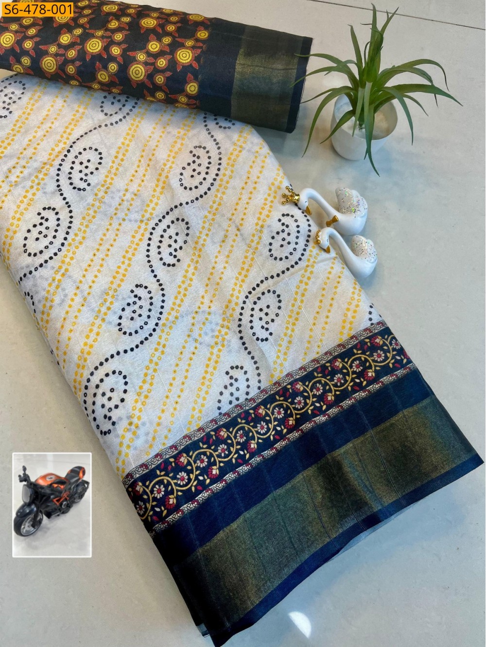 White Fancy Silk Saree White Fancy Silk Saree