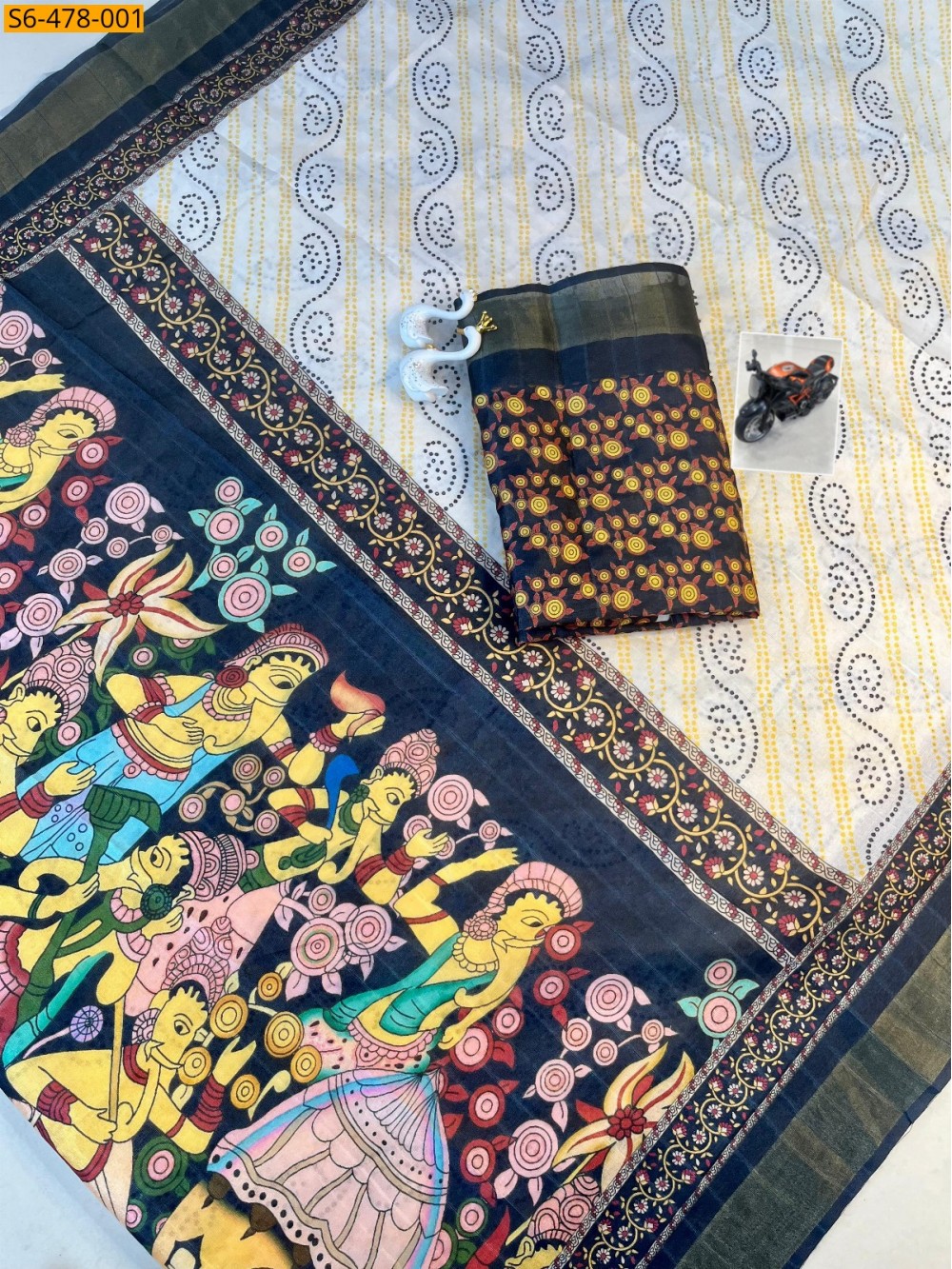 White Fancy Silk Saree White Fancy Silk Saree