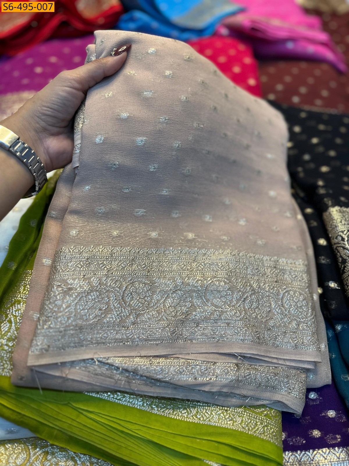 Cream  Viscose Georgette Saree