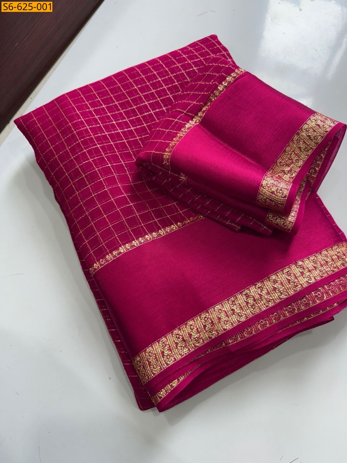 Pink Viscose georgette saree