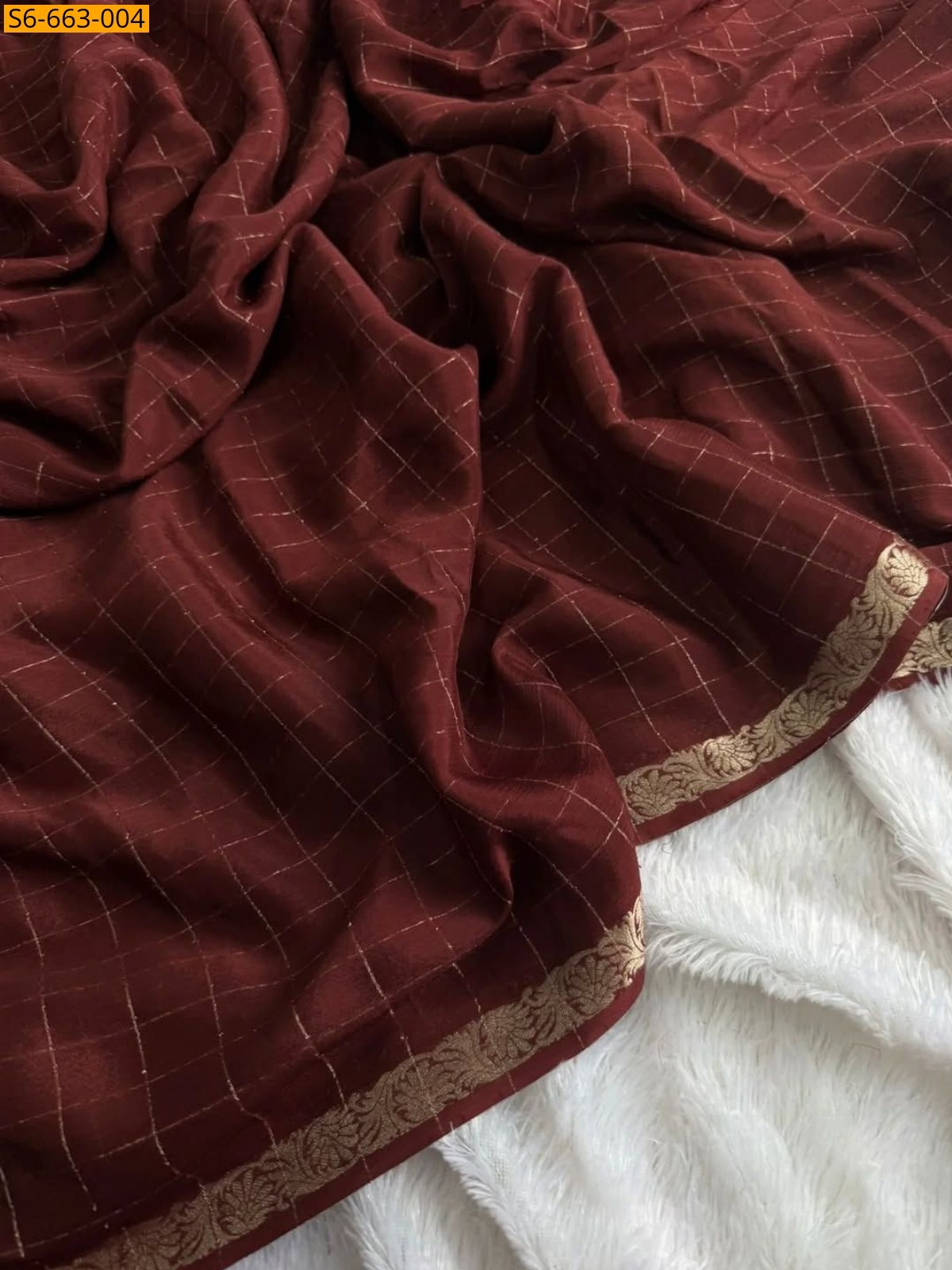 Brown Chinnon Viscose Checks Saree
