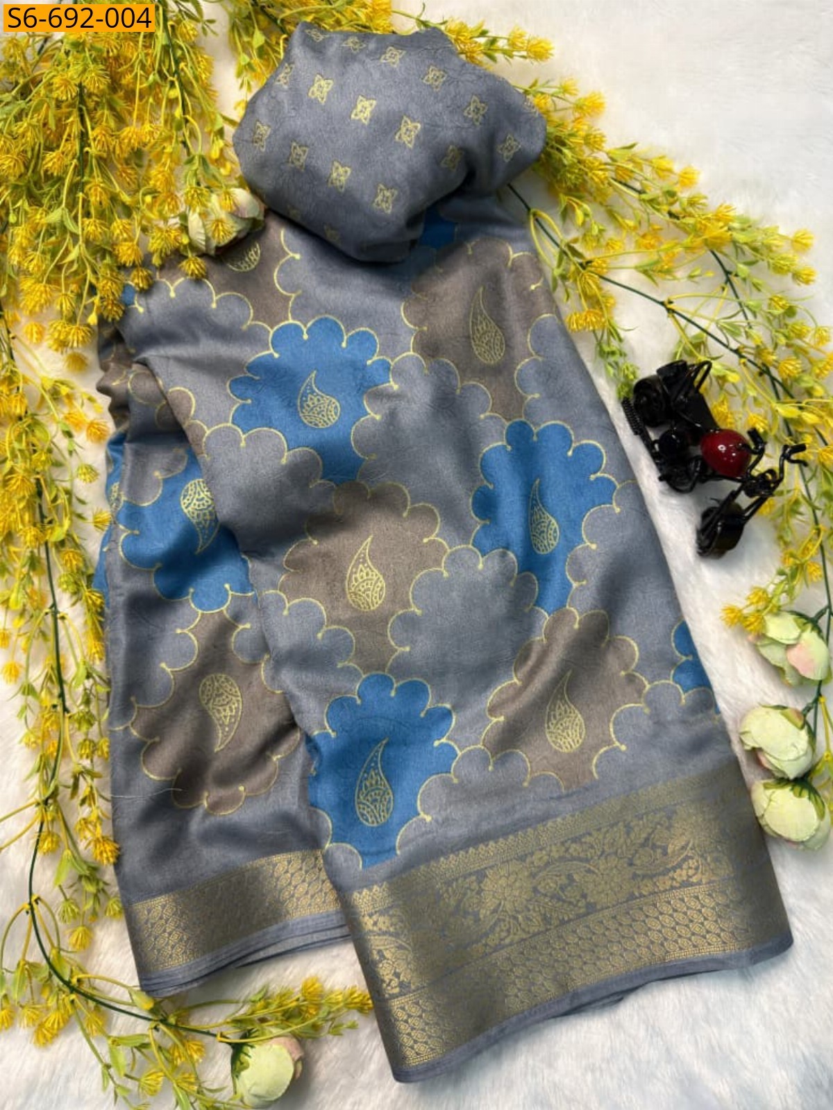 Grey Fancy Marshmellow Saree