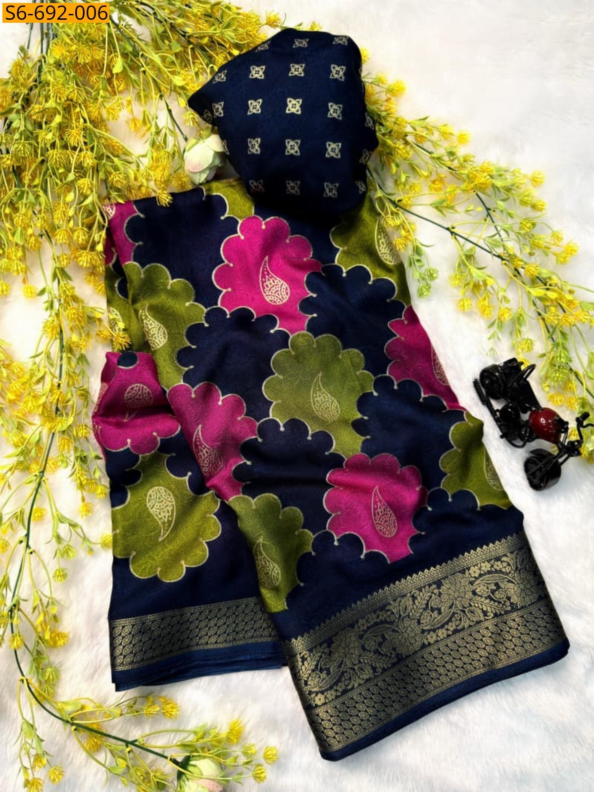 Fancy Marshmellow Saree