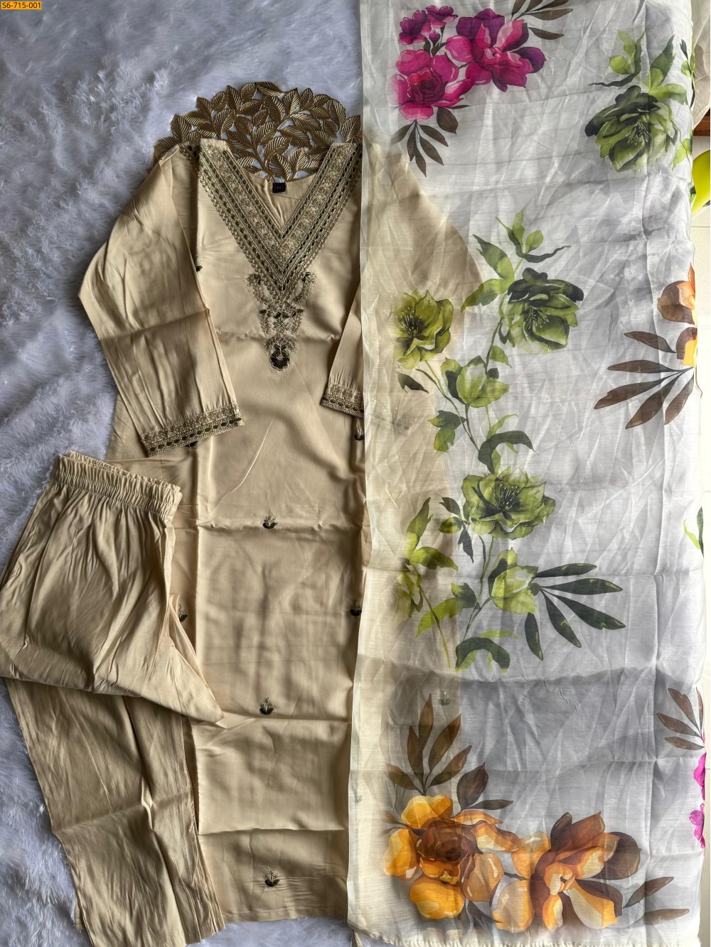 Roman Silk Kurti Pant Dupatta Set