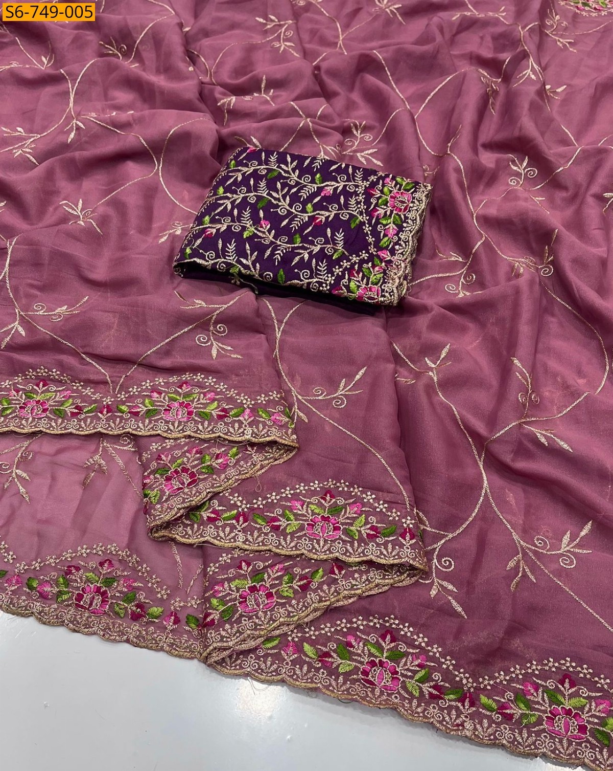 Onion Pink Star Georgette Saree