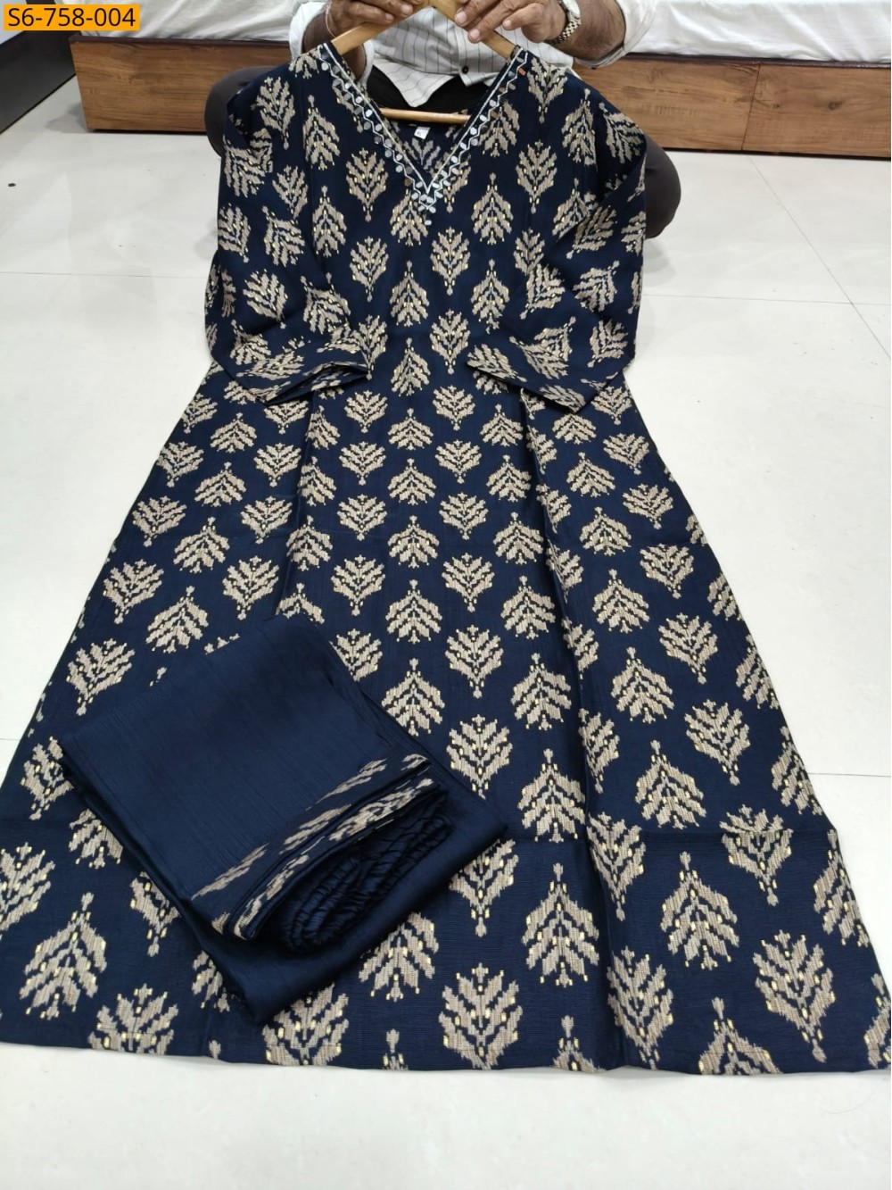 Handwork Straight Kurti With Pant Set