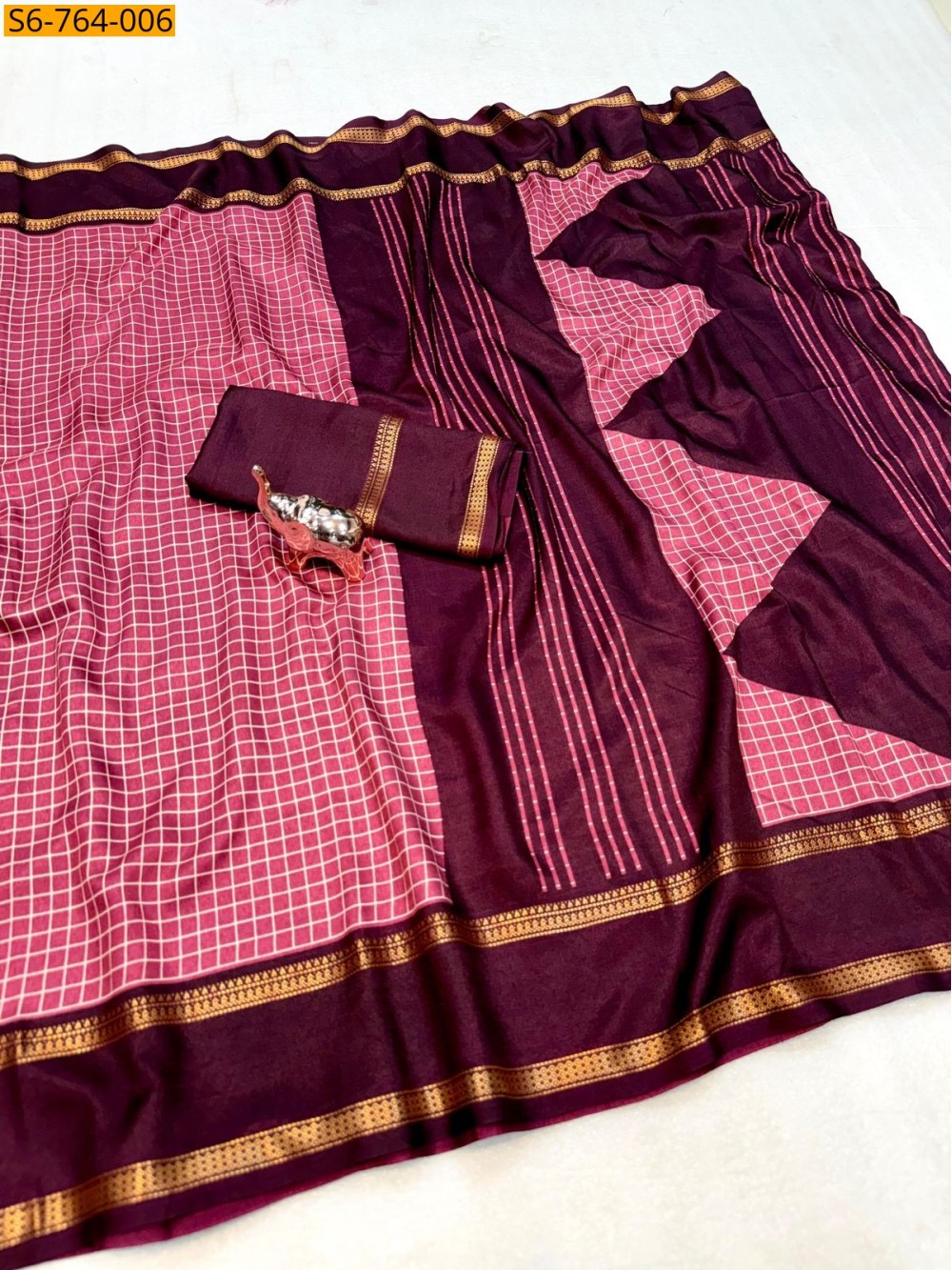 Soft Tussar Checks Printed Saree