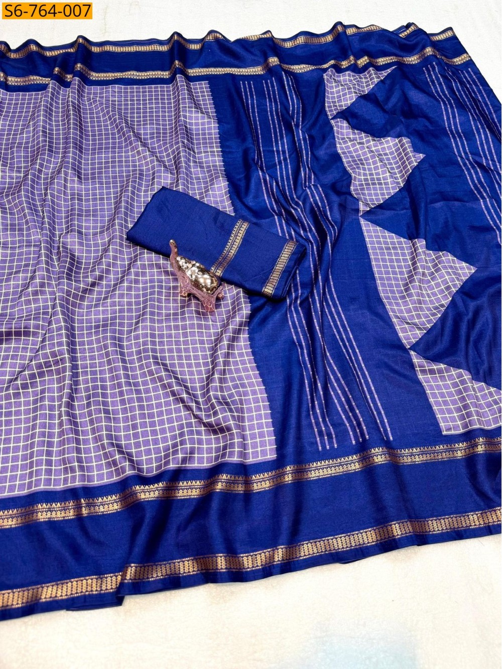 Soft Tussar Checks Printed Saree