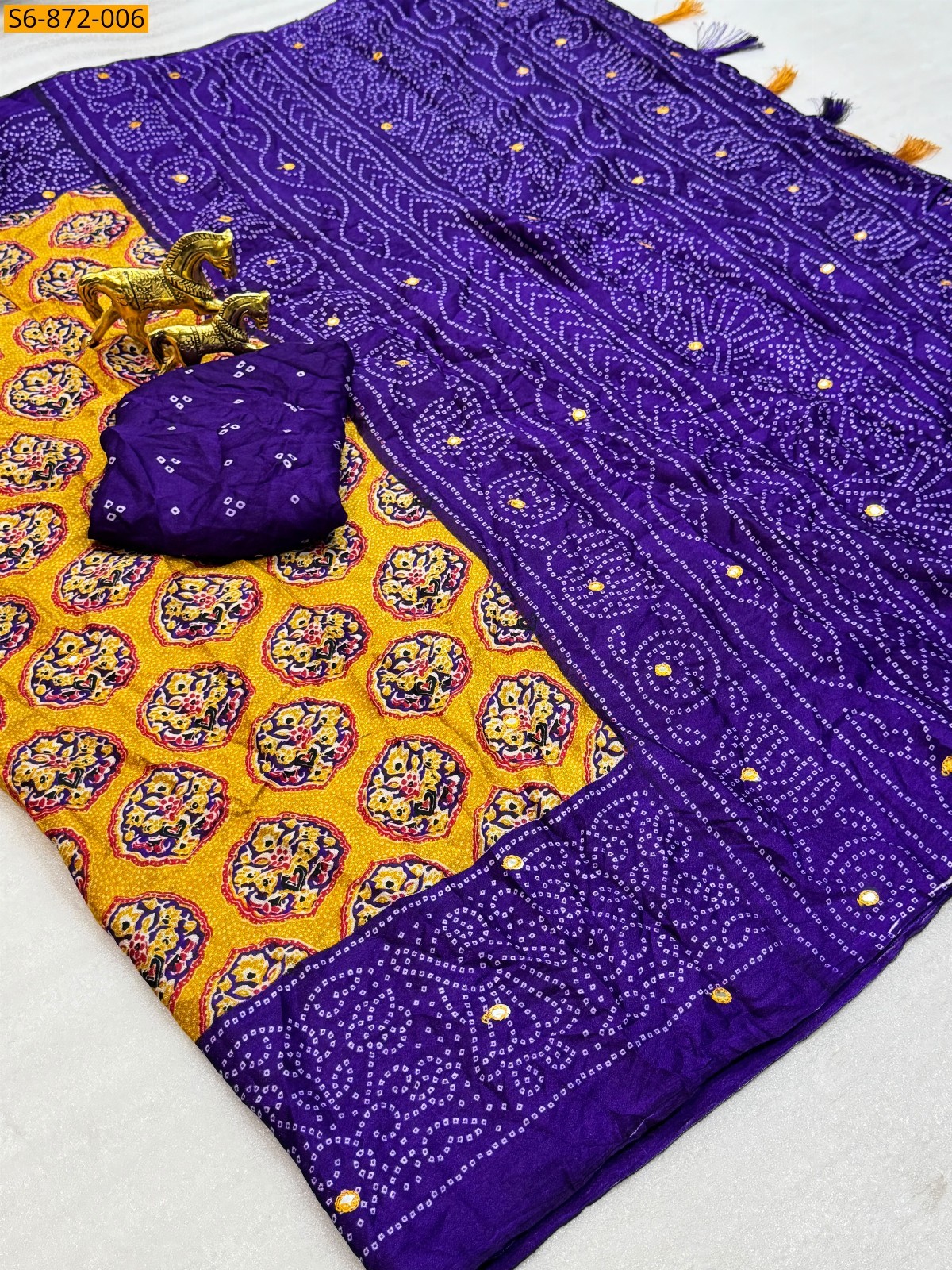 Green Fancy Soft bleck dola silk Saree