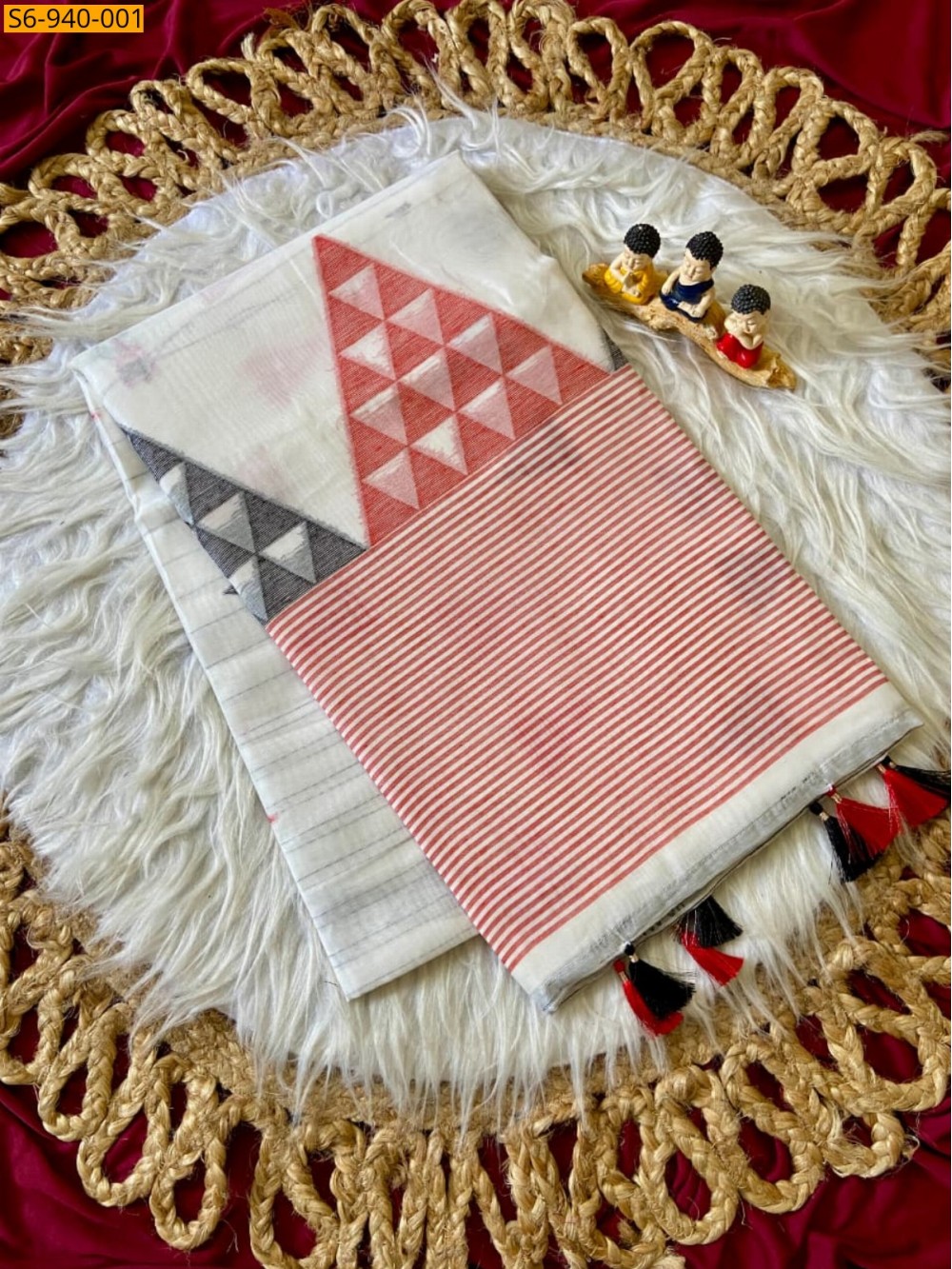 Off White Fancy Soft Bengali Cotton Sarees Off White Fancy Soft Bengali Cotton Sarees
