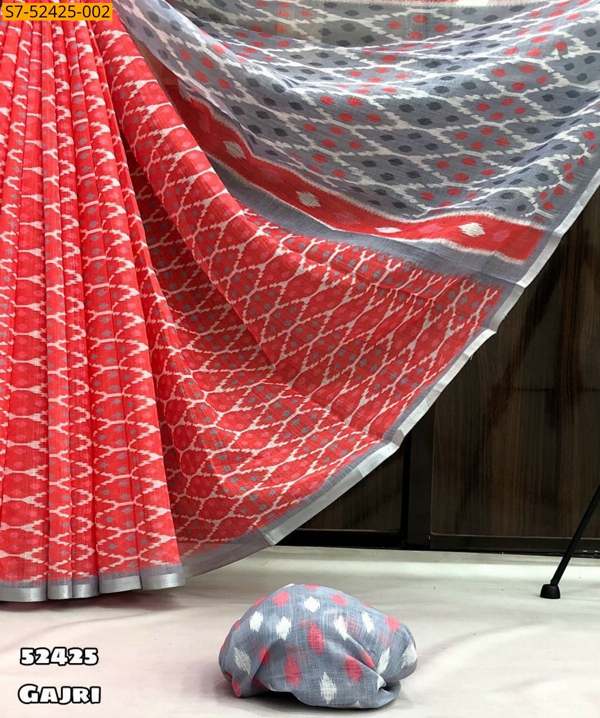 Gajri Fancy Linen ikkat printed sarees