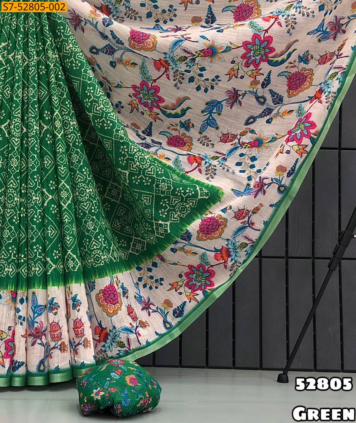 Green Fancy Soft linen patola design Saree