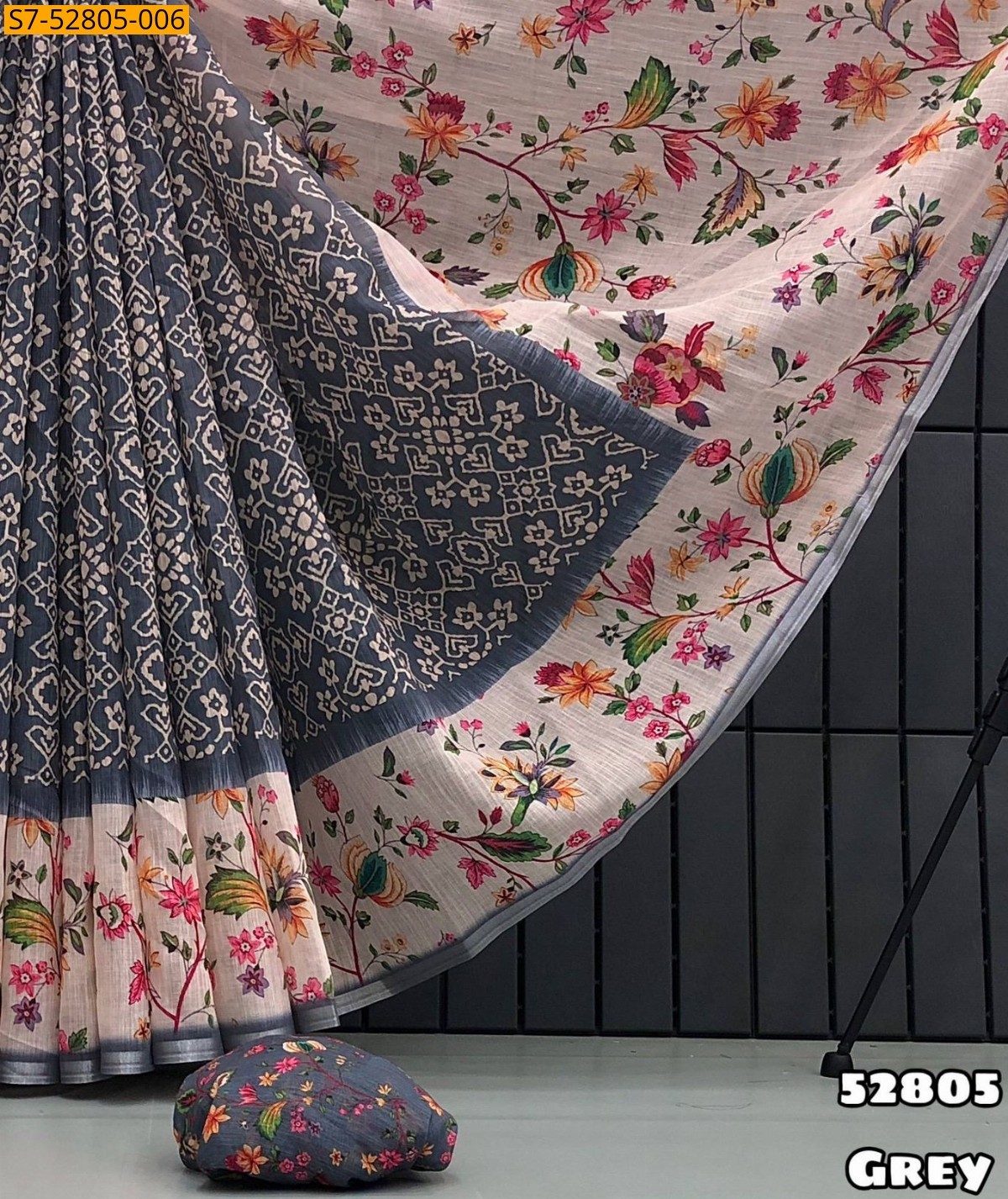 Gray Fancy Soft linen patola design Saree