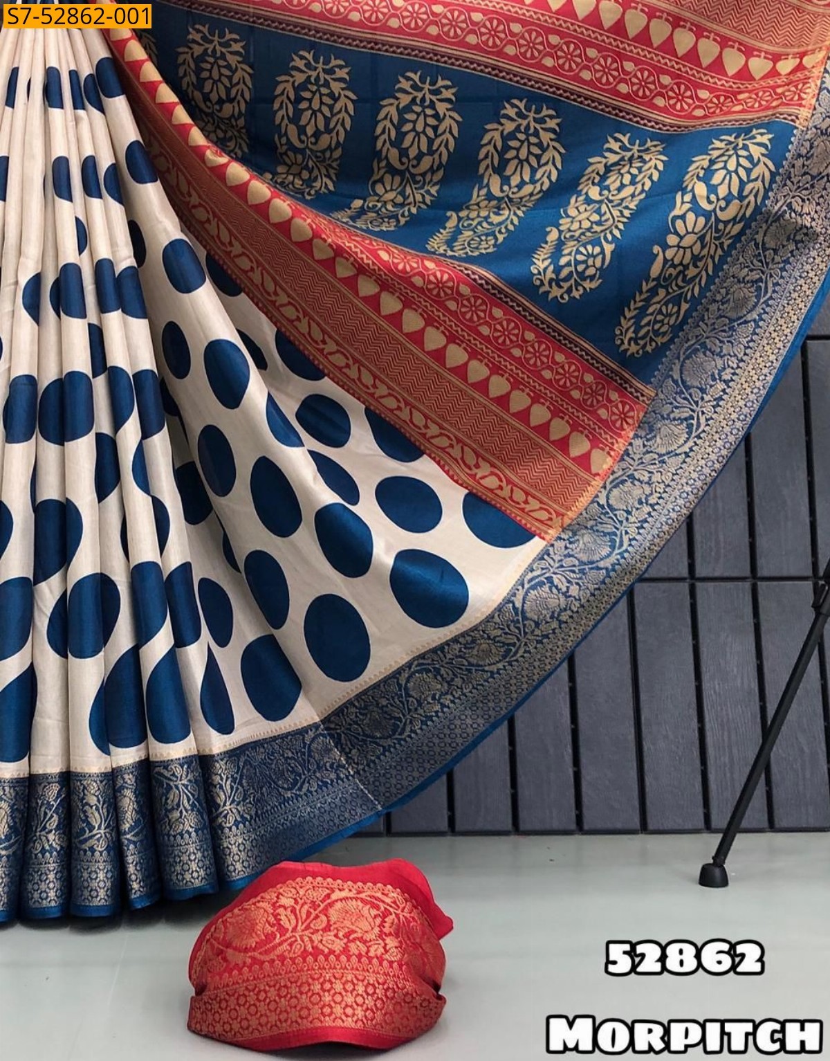 Morpitch Dola Silk sarees