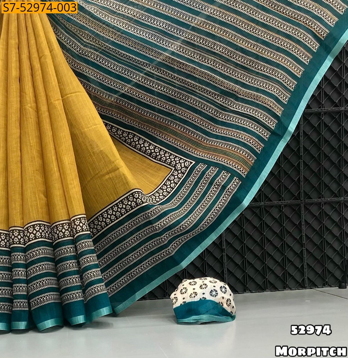Morpitch Fancy Soft lenin Saree