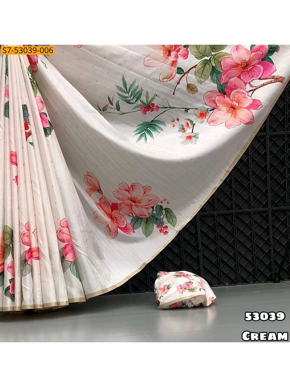 Fancy Soft Dola Silk Saree