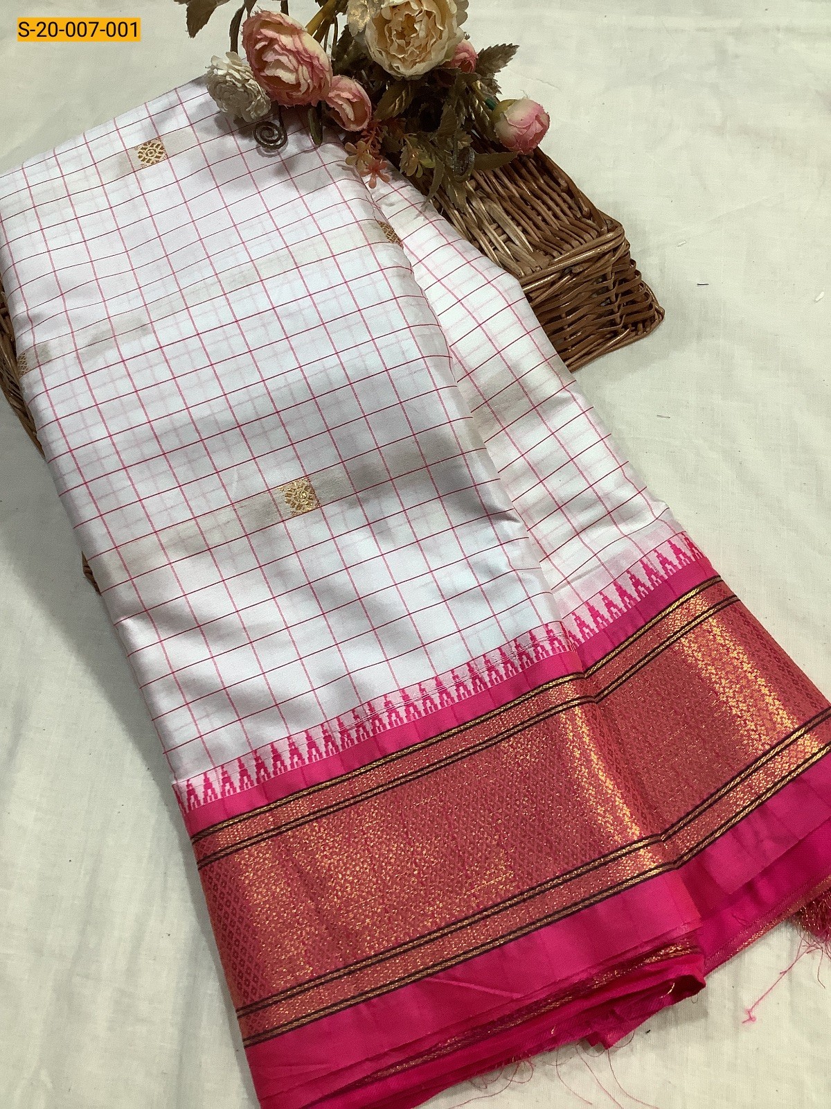 White With Pink Fancy Checked Soft Silk Blended Saree