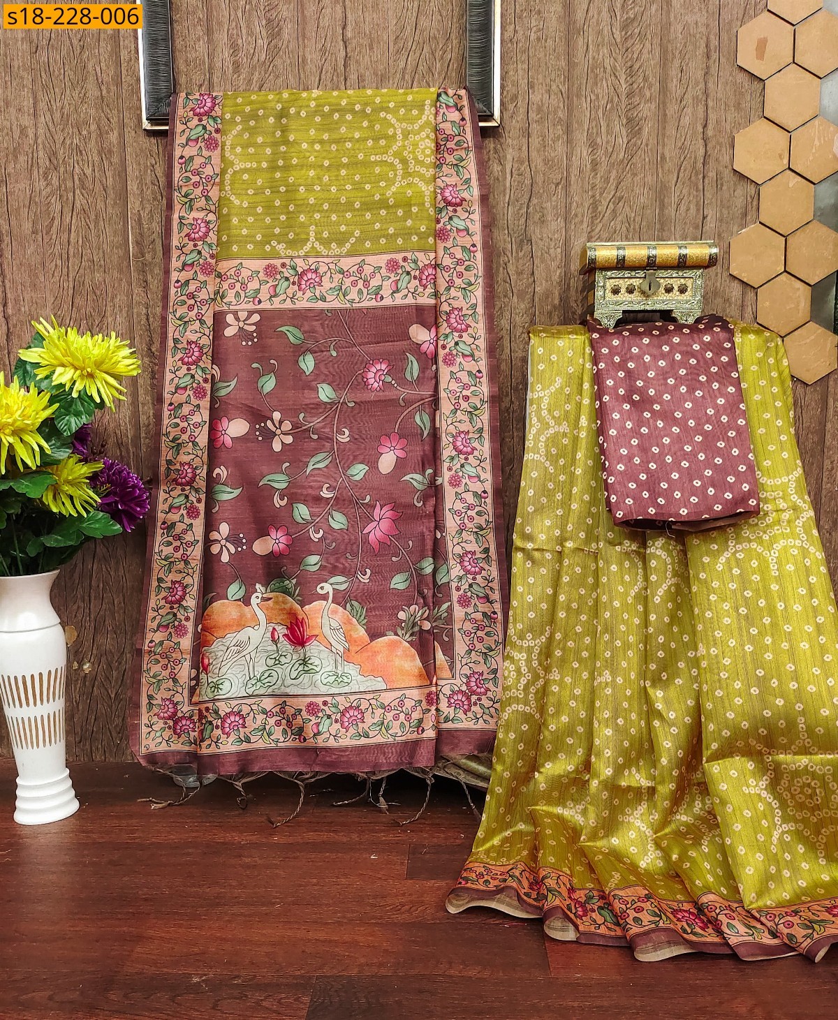Green Soft bandhani raw silk saree